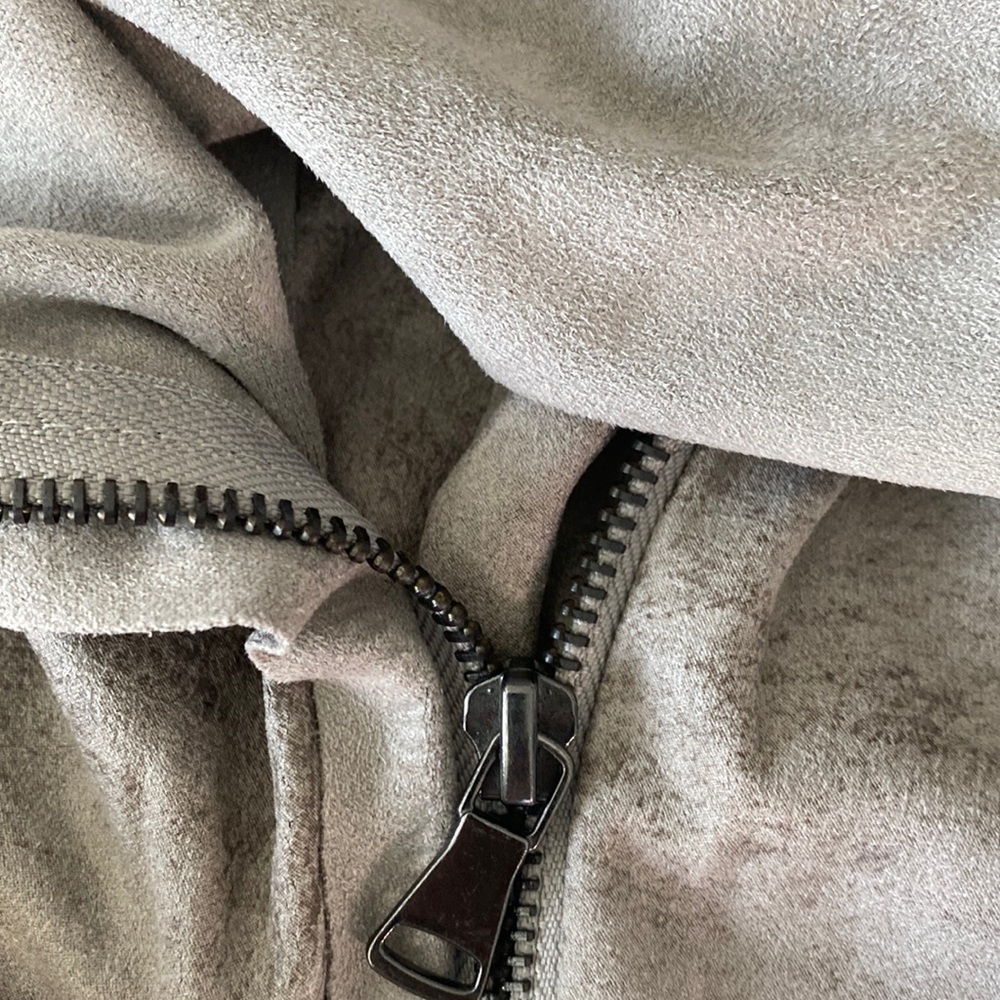 🍁Sold🍁 BNCI by Blanc Noir🍁 Drape front Faux suede Jacket🍁 - Picture 5 of 9